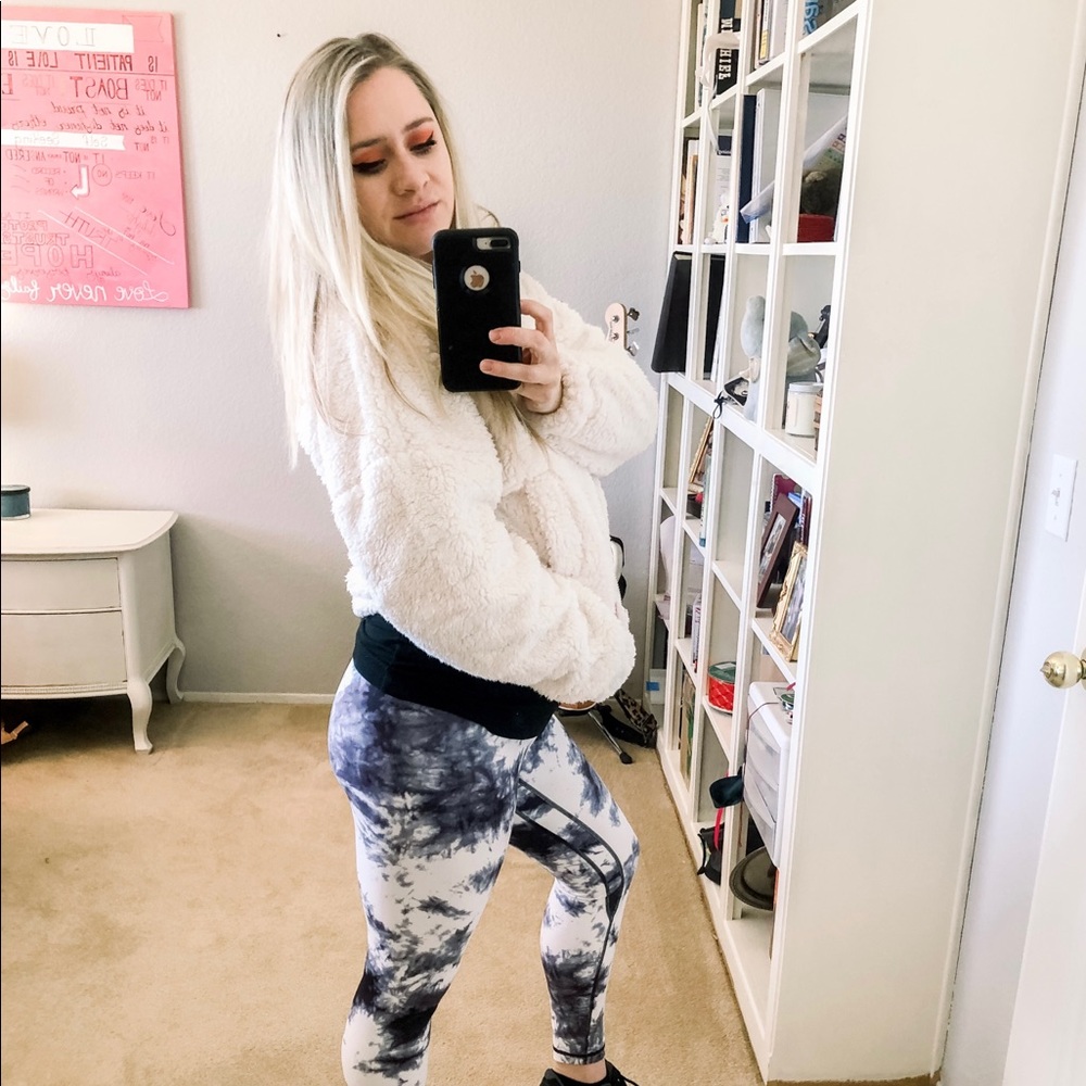 Meet your Posher, Sydndy